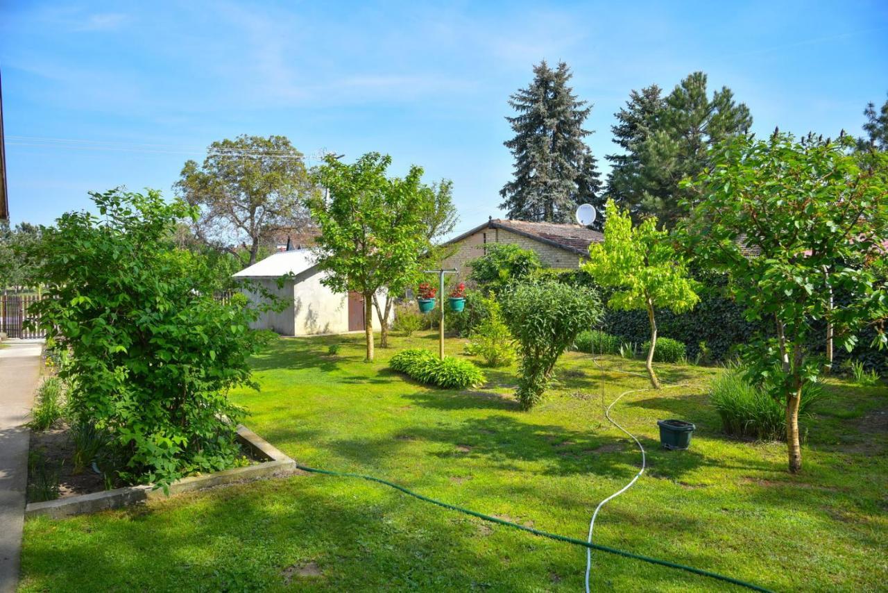 Sobe Masa Casa de hóspedes Subotica Exterior foto